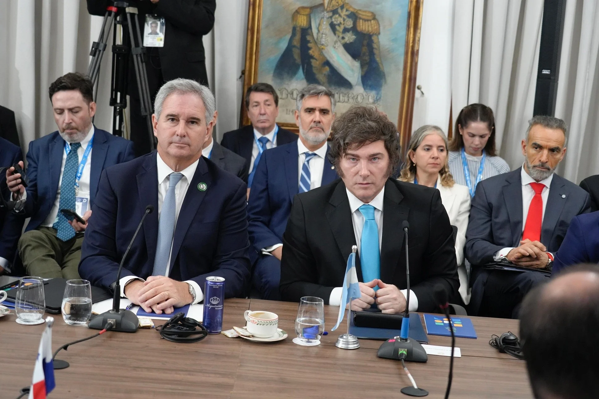 Javier Milei le deseó una «pronta y completa recuperación» al papa León XIV antes de la operación por un nódulo en un pulmón